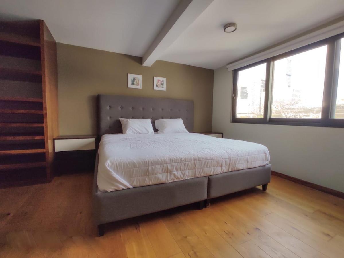 Singular Socrates Hotel 3*